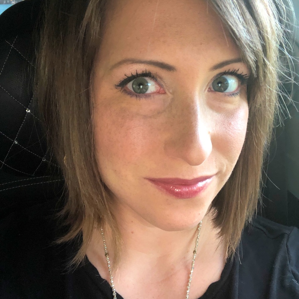 Meet your Posher, Amy
